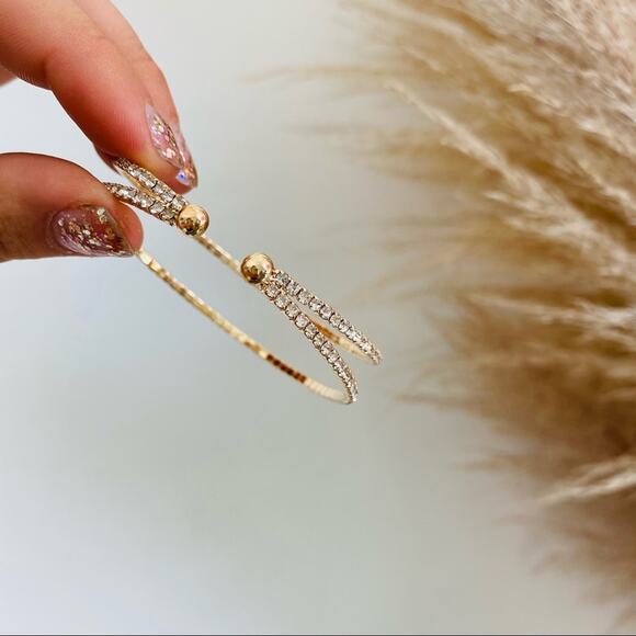 NEW NORDSTROM REVOLVE Gold Double Crystal Studded Bracelet Bangle Cuff Jewelry - Picture 4 of 8